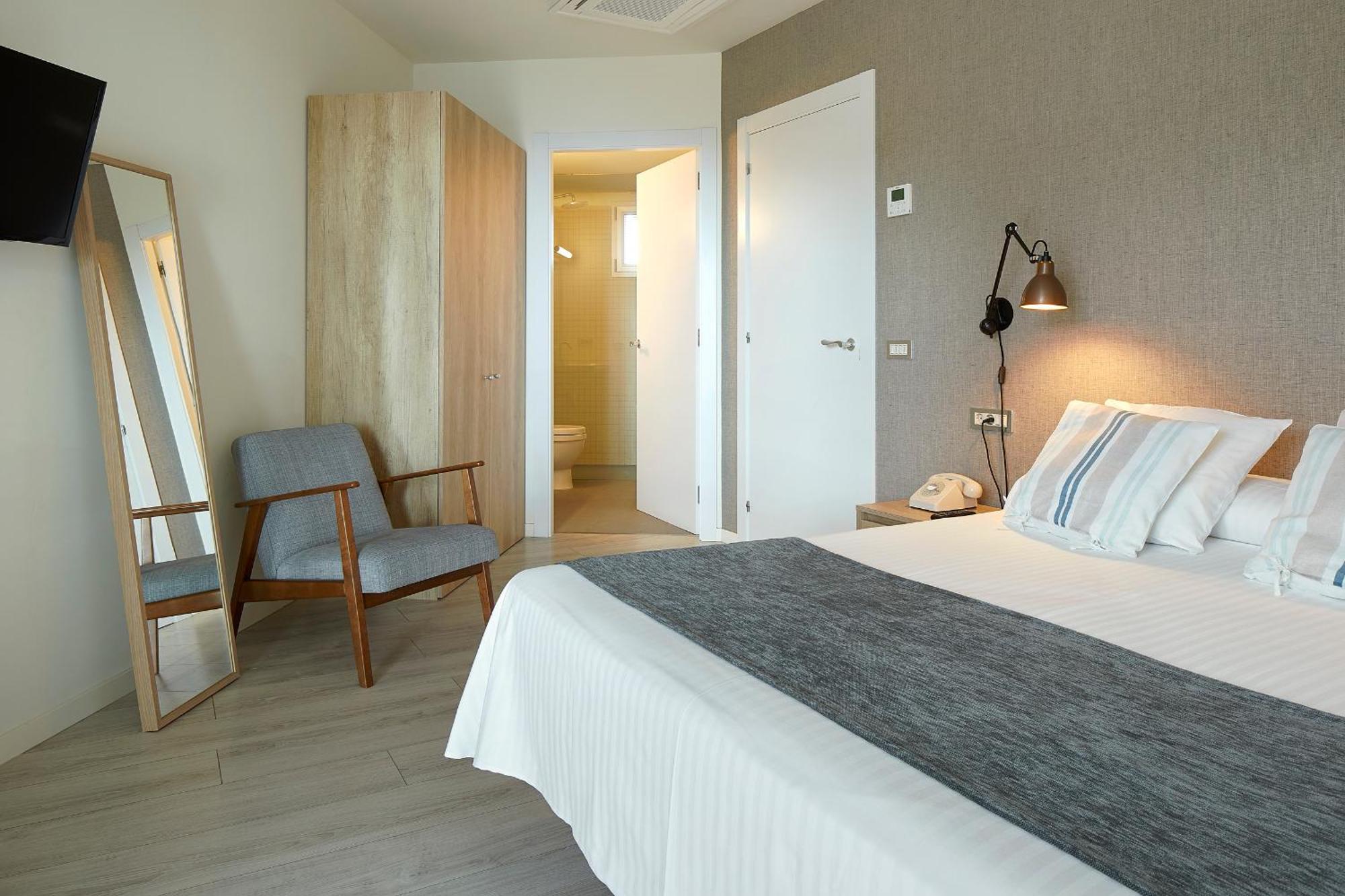 Hotel Reimar Sant Antoni De Calonge Quarto foto